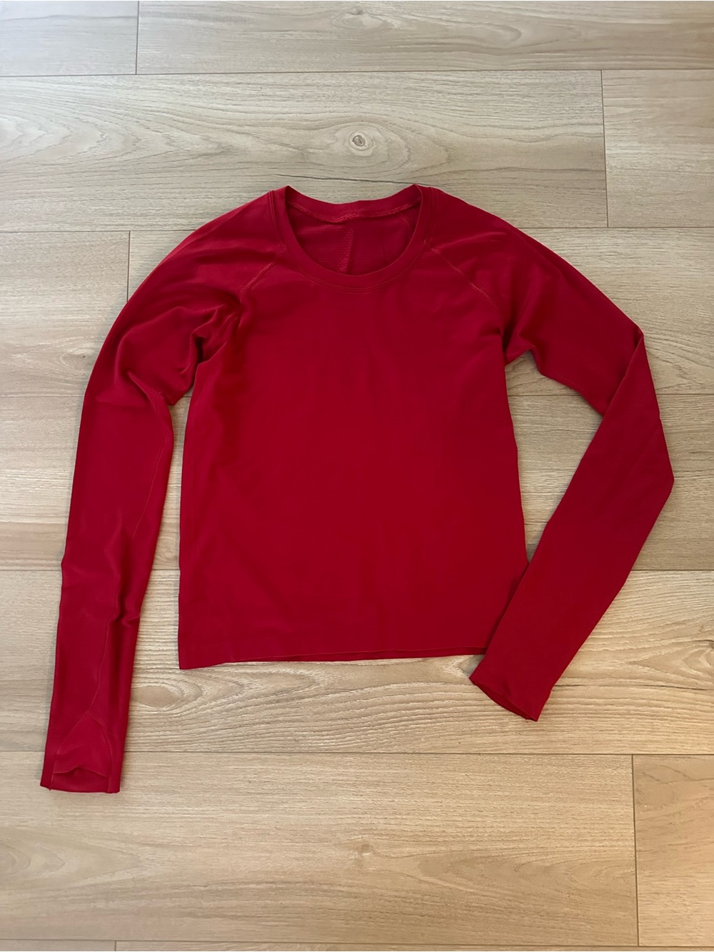 Lululemon Swiftly Tech long sleeve